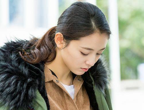 《冰糖炖雪梨》刚结局,吴倩就官宣新剧,新发型就像换了一个人!