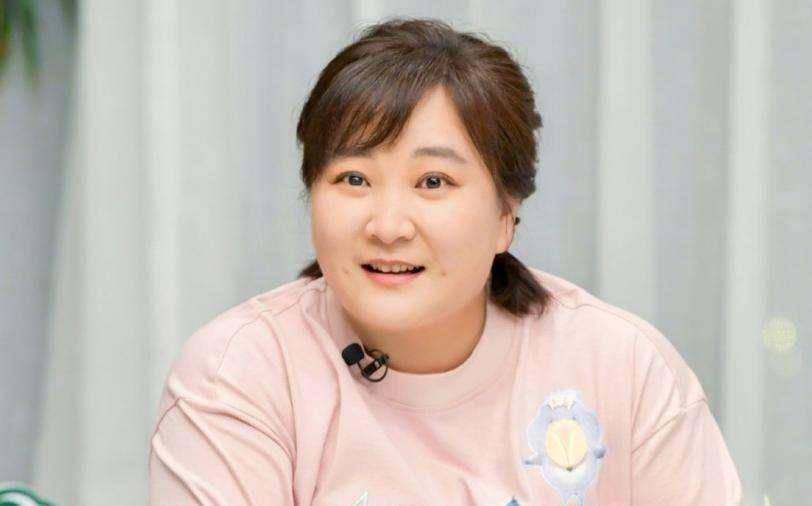 排行榜明星_中国女明星排名前30(2)