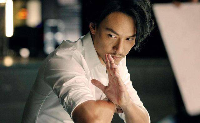 张震为新片暴瘦20斤,脸颊消瘦,《宸汐缘》首战告捷后回归电影?