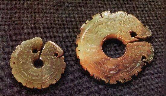 既爱"武装"也爱"红妆"——妇好墓出土的玉之装饰_件玉_网络_玉器