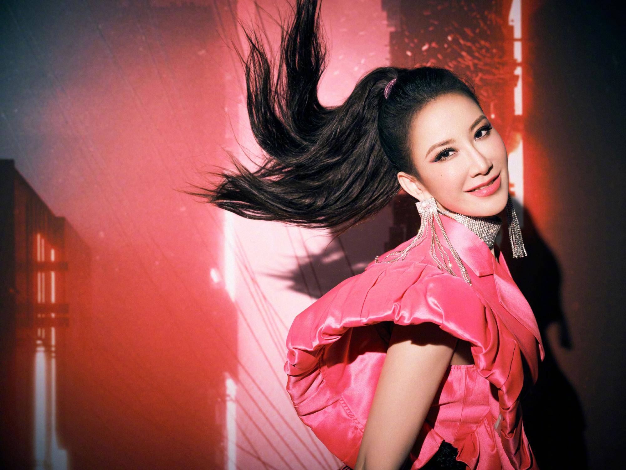 李汶7月2日自杀,抢救无效死亡,5月还发布新歌,孙红雷发文哀悼_李玟