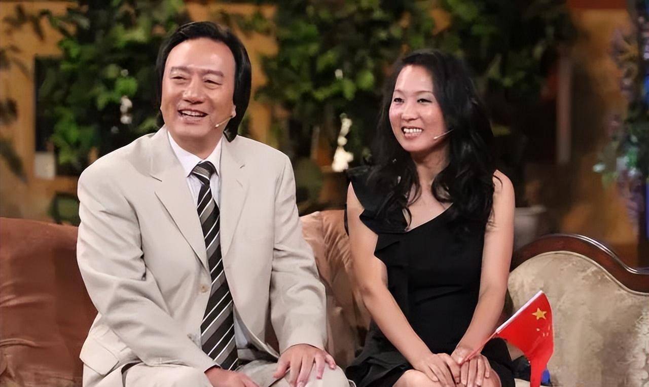 她曾5次打破世界纪录,奥运夺冠后被迫退役,如今3个孩子3个爹_王军霞