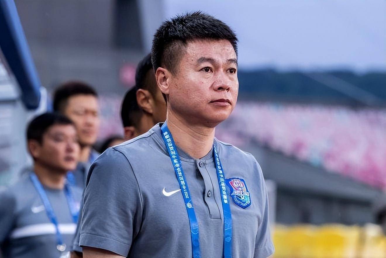 津门虎于根伟称,不败是思想包袱,海港外援试训,将引援中场球员_天津