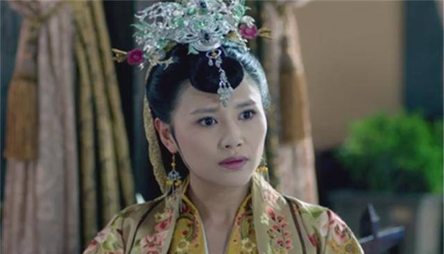 梅长苏解除了与霓凰的婚约,霓凰嫁给了聂锋的弟弟聂铎