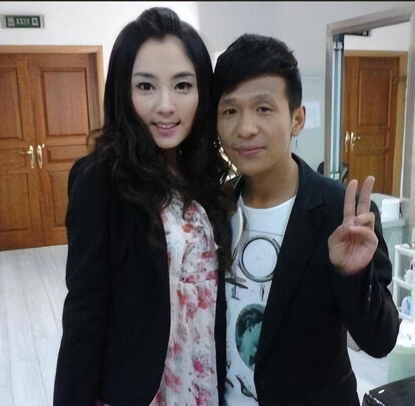 演员宋小宝是人生赢家:抛弃霍晓红嫁给范王雪,如今家庭美满_婚姻_孩子