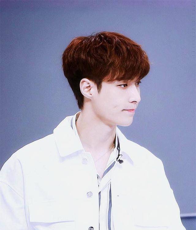 张艺兴带的学员是真的可爱,说他是板脸骗子,还催张艺兴快结婚!