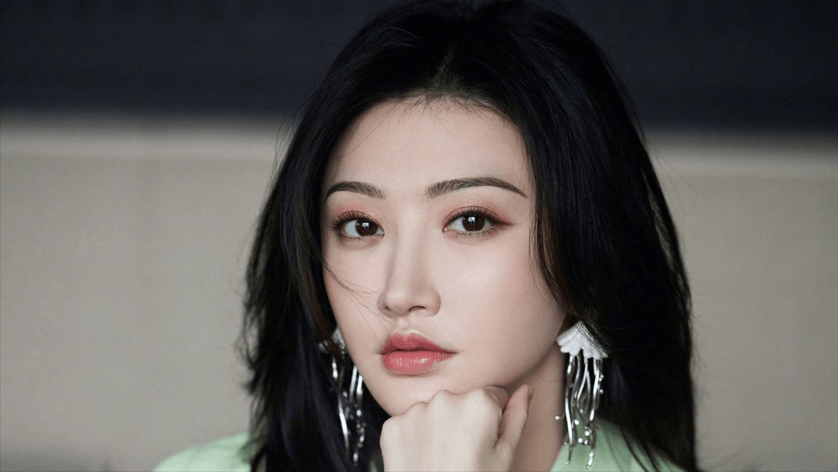 景甜张彬彬好像一对新人,其实是剧中恋人,路人表示祝福他们_女明星