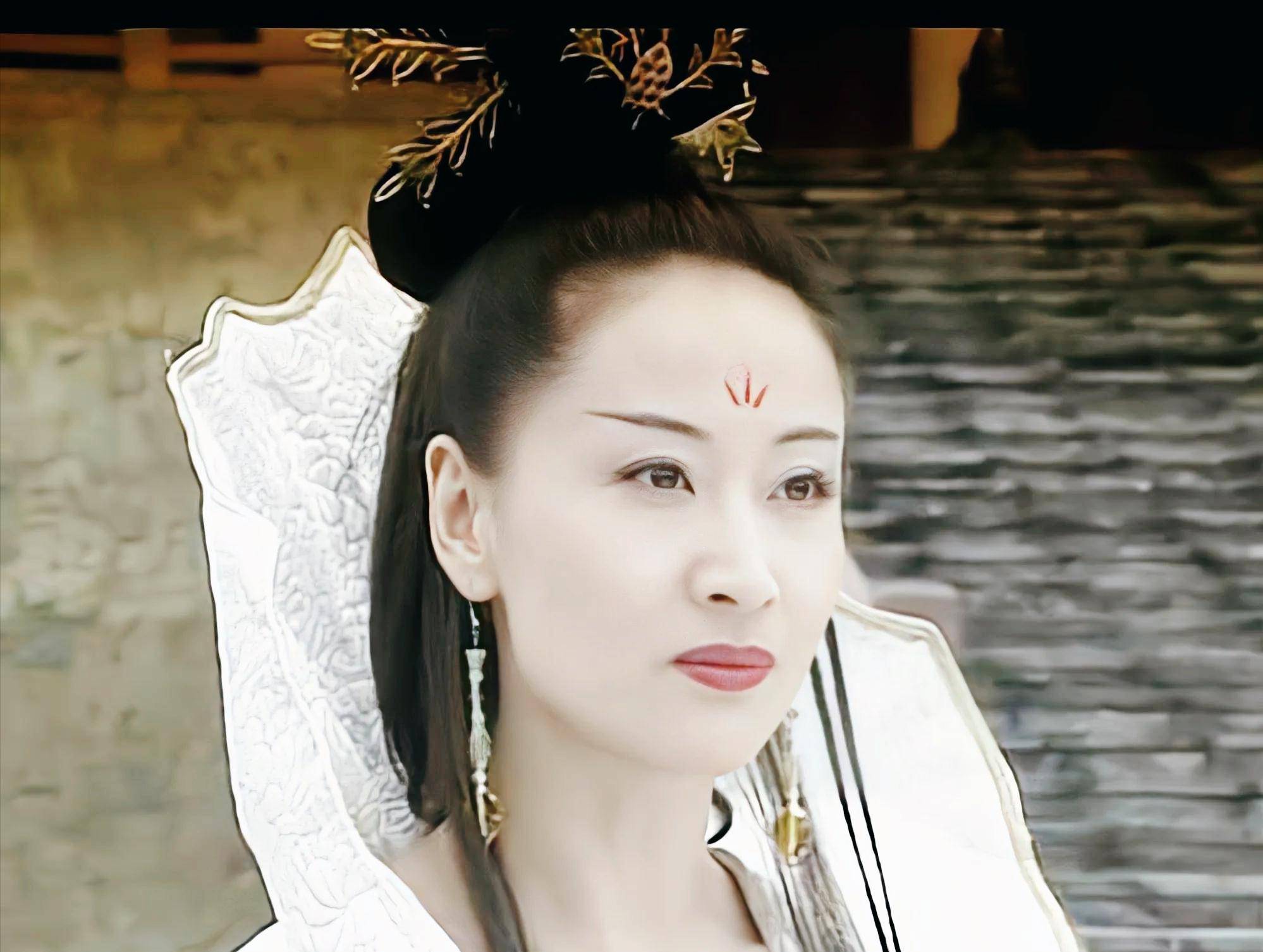 盘点8位真正的大女主,唐嫣,景甜,阿娇,邓萃雯谁最符合?