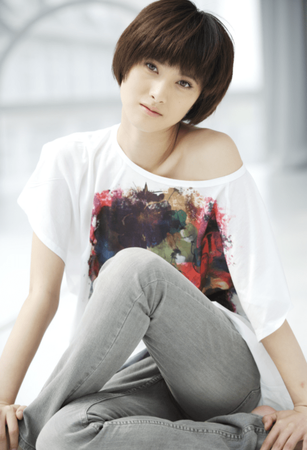 她长得美,演技好,出道21年零绯闻,43岁翻红有夫有女幸福美满_隋俊波