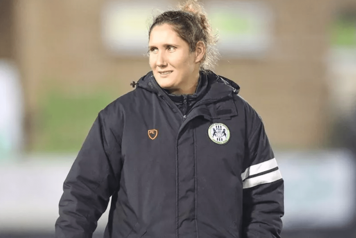 森林绿流浪者队在与邓肯·弗格森分道扬镳后任命一名女性为新任临时主