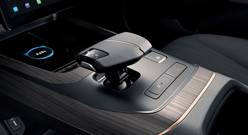 官方直播讲解如何"不可思逸"_搜狐汽车_搜狐网