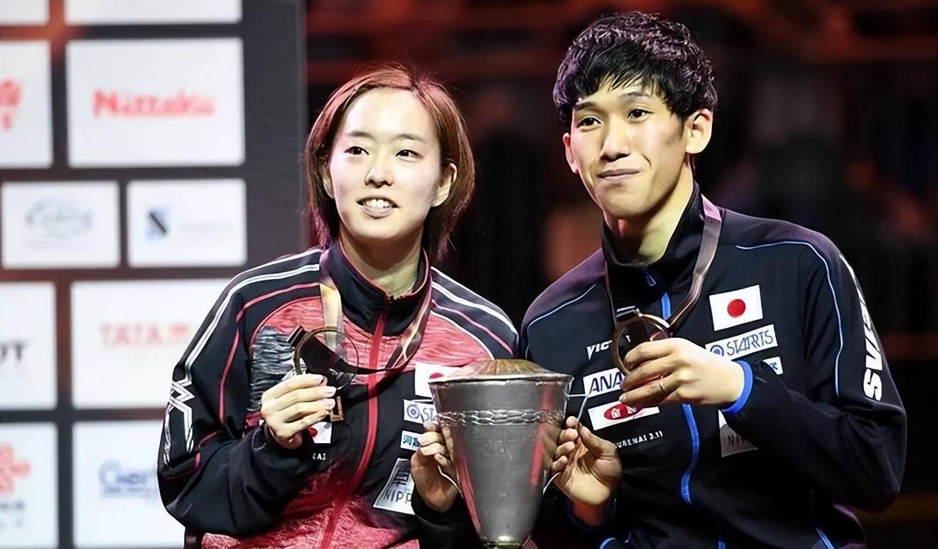 吉村真晴是一位声名显赫的运动员,2017年与队友石川佳纯搭档获得世乒