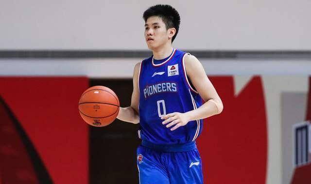 祝铭震迎来希望,张宁被踢出轮换_比赛_球员_新秀