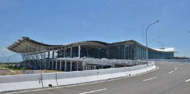 两架法国战略运输机,最终流落伊朗手中_航空公司_飞机的_马汉