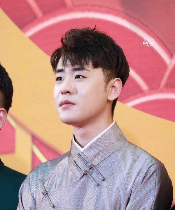 张云雷为师兄弟们带来了新鲜流量_事实_孟鹤堂_张鹤伦