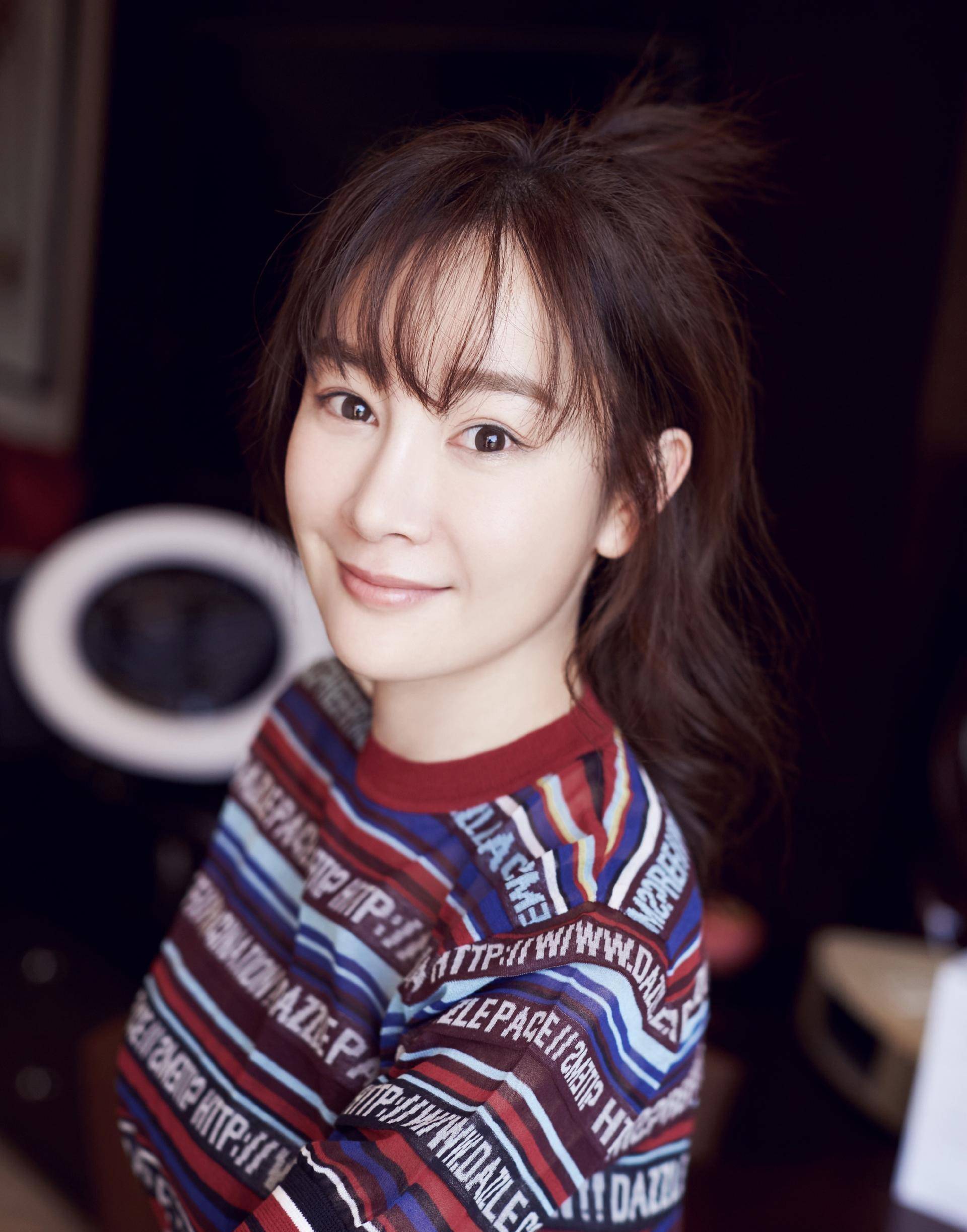 张萌道歉后张檬公开与金恩圣恋爱,和唐嫣合作时期的张檬最讨喜?