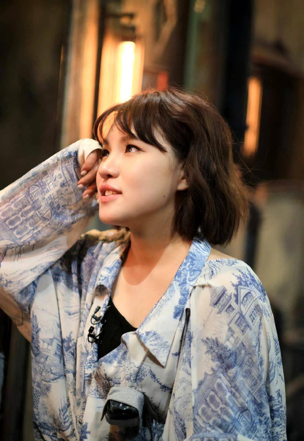 看了谢依霖向往的生活讲述3年带娃生活,才懂她在密逃为何感谢杨幂_工