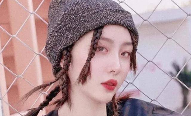 赵小棠到底多有钱?在北京住独栋别墅,妈妈高段位炫富让人惊叹!