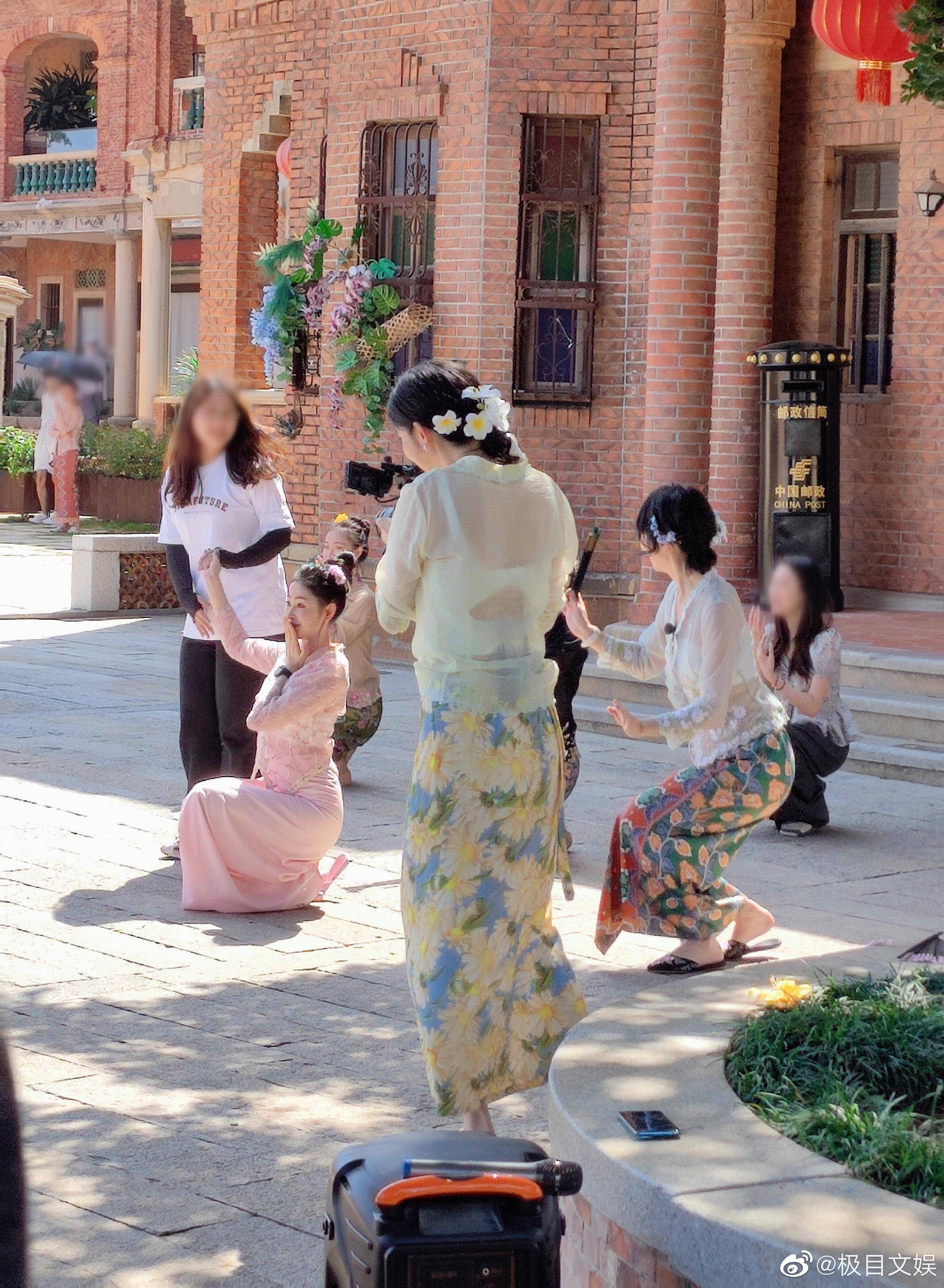 最后问一句,《是好朋友的周末》快把张天爱这段跳舞视频抬上来吧!