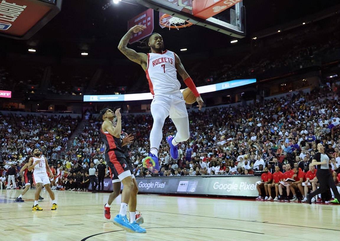 这位火箭队的明星边锋,太急于证明自己,在球场上是不是有点疯狂了?