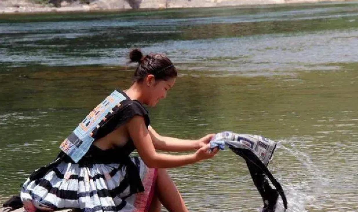白裤瑶族女性不遮双乳,上身只覆盖着两片布,是因为对母性的崇拜_文化