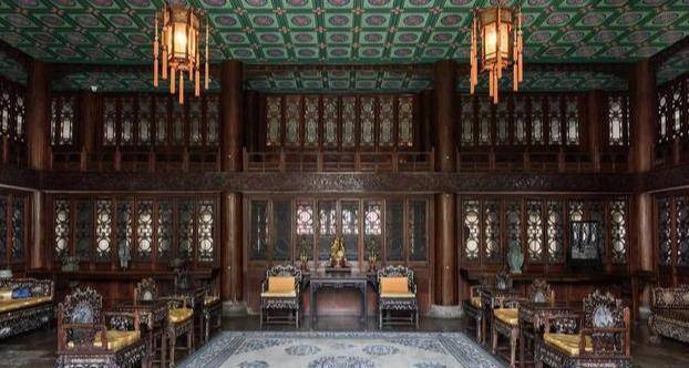 《红楼梦》中的一凳一椅,讲述承载千年时光的坐具文化_凳子_贾府中