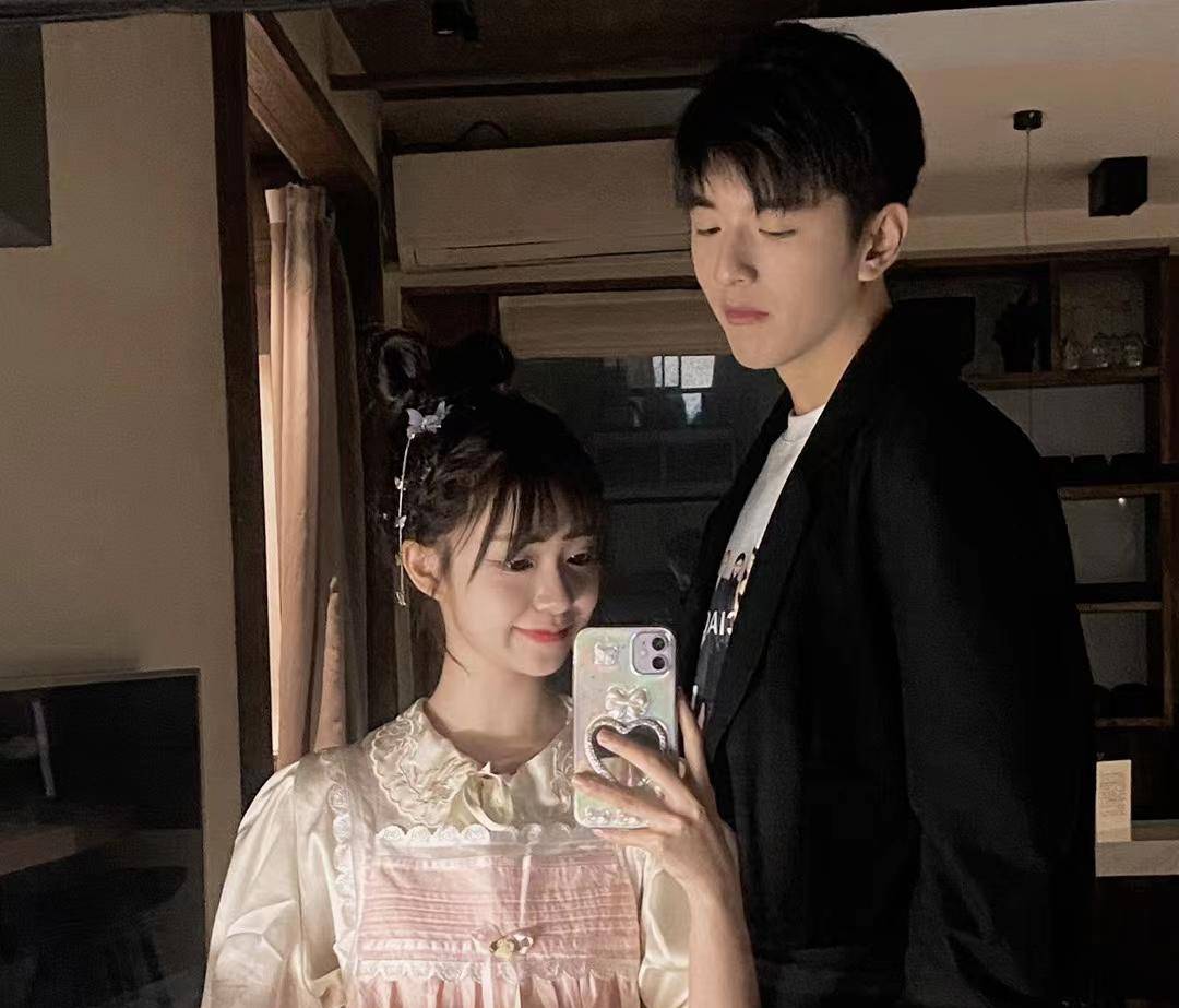 继少爷楠枫之后,霸总林锡又客串新角色苓妹的哥,露脸出镜引网友围观