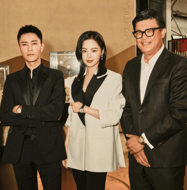 疑似陈坤儿子女朋友照片曝光,看完怼脸照:这长得怎么这么像那谁_陈尊