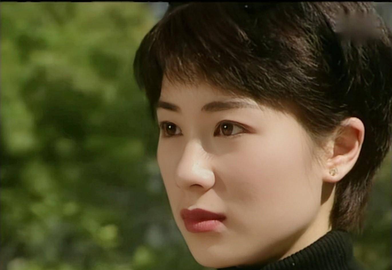 地狱天使》|张可颐颜值巅峰,演绎堕入地狱的天使_学儿_周芷珊_赵抱石