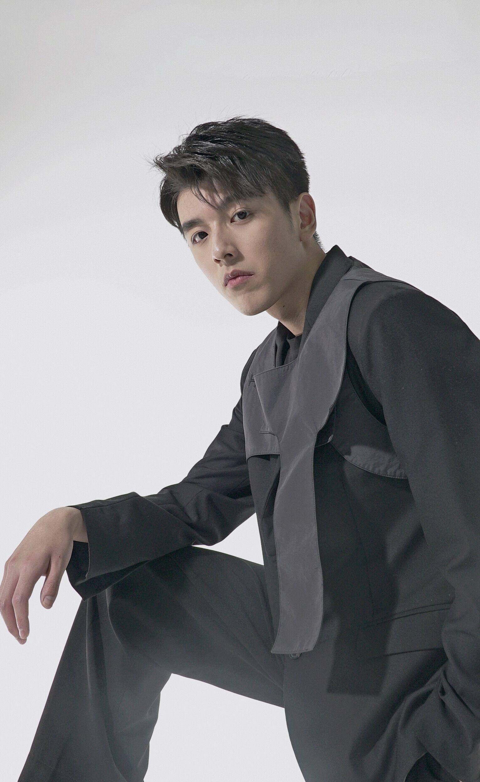 继少爷楠枫之后,霸总林锡又客串新角色苓妹的哥,露脸出镜引网友围观