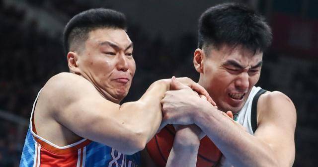 从和广东男篮的总决赛中可以看出,无论是曾令旭还是周仪翔,在面对实力