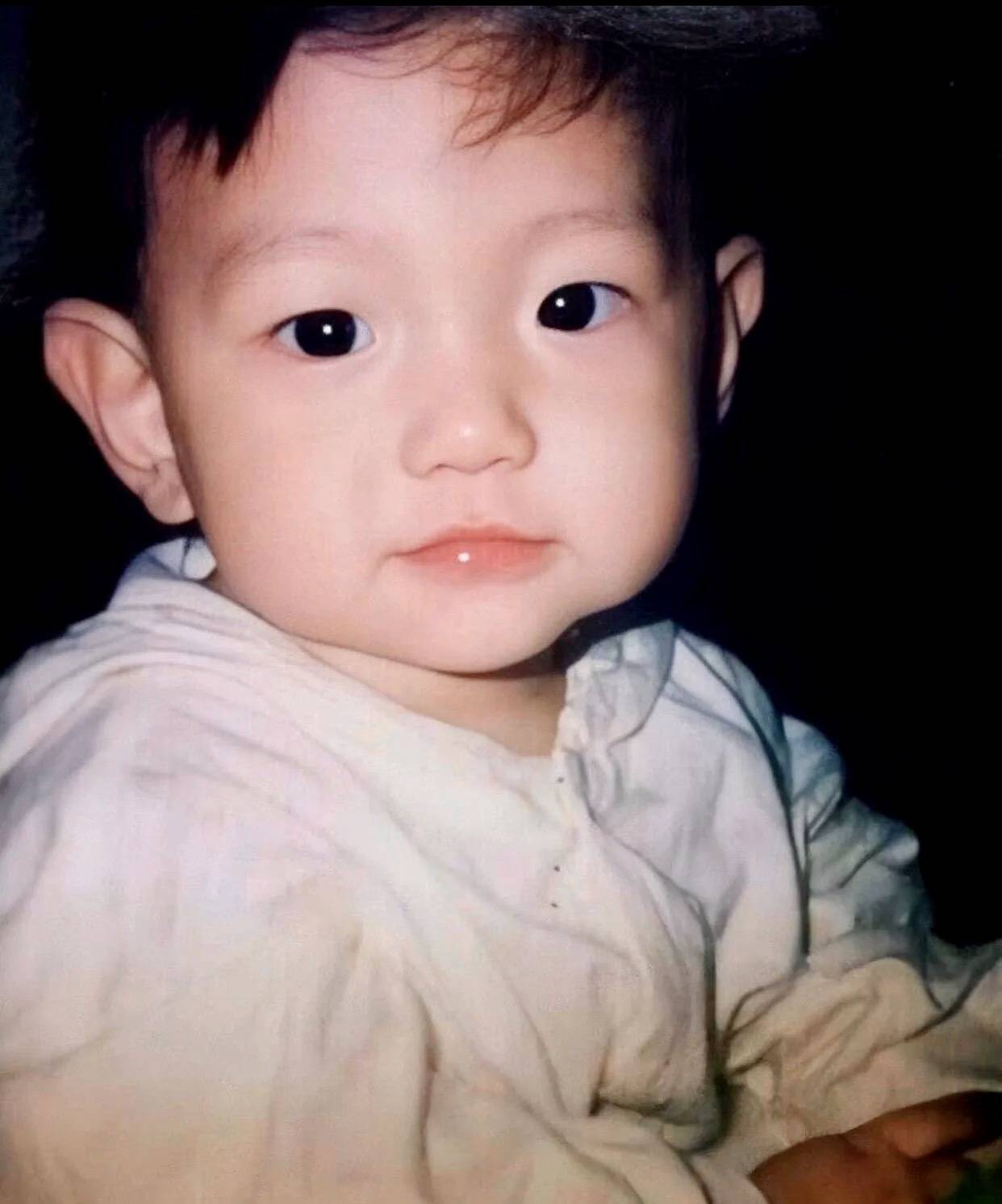 好久不见边伯贤啦,今天迎来退伍后第一次正式回归!