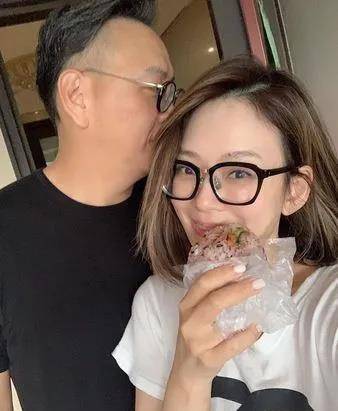 melody的老公吴育奇虽然是个rich man,_妈妈_修杰楷_帅哥