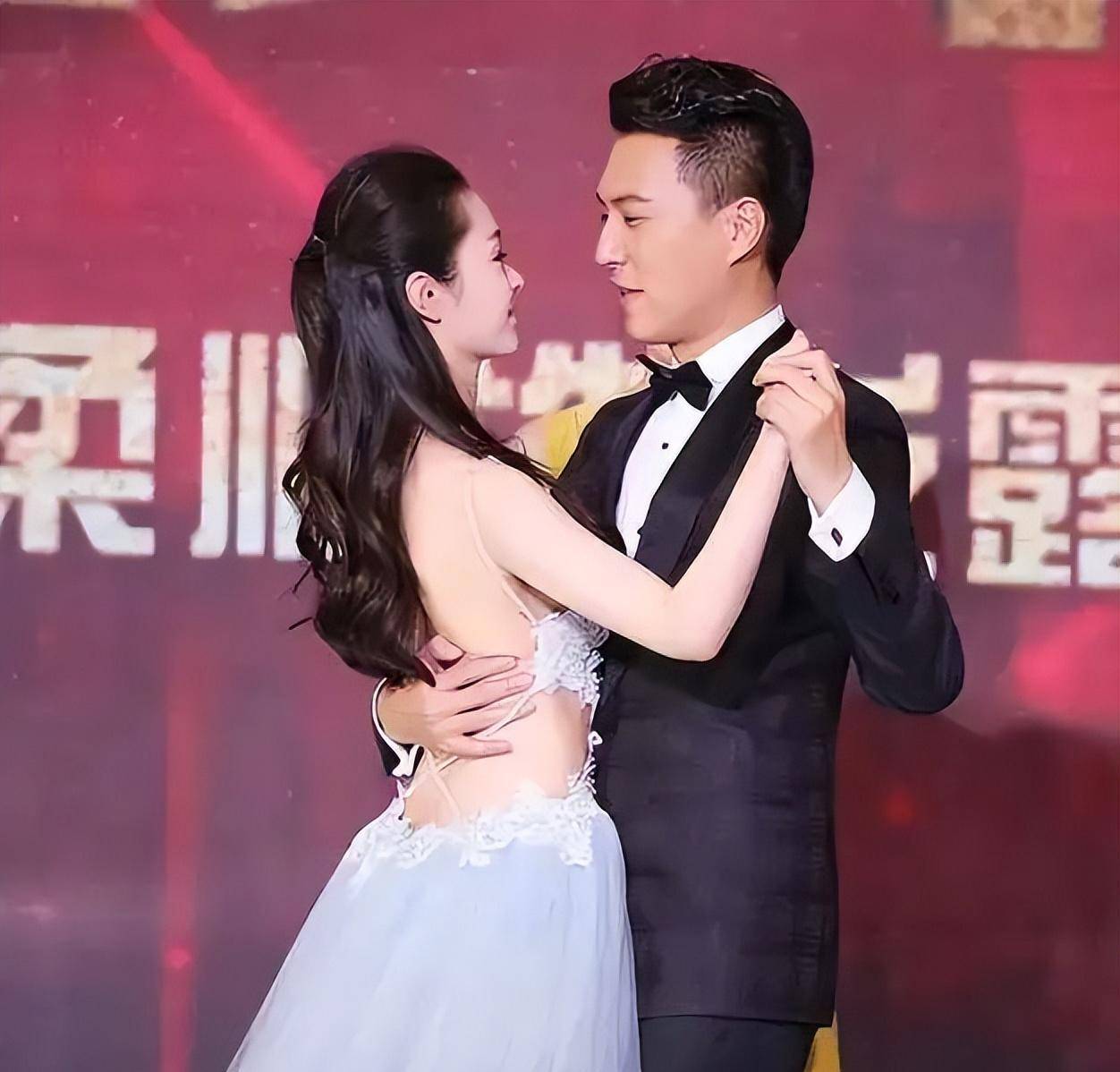 宋轶穿露背芭蕾舞大裙,仙气十足,却遭搭档靳东:我的手在哪儿?
