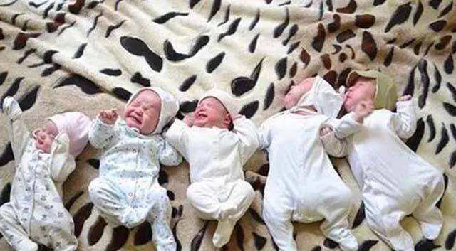 35岁产妇冒险生下5胞胎,19年后坦言:如果重新选择,一个都不要_王翠英