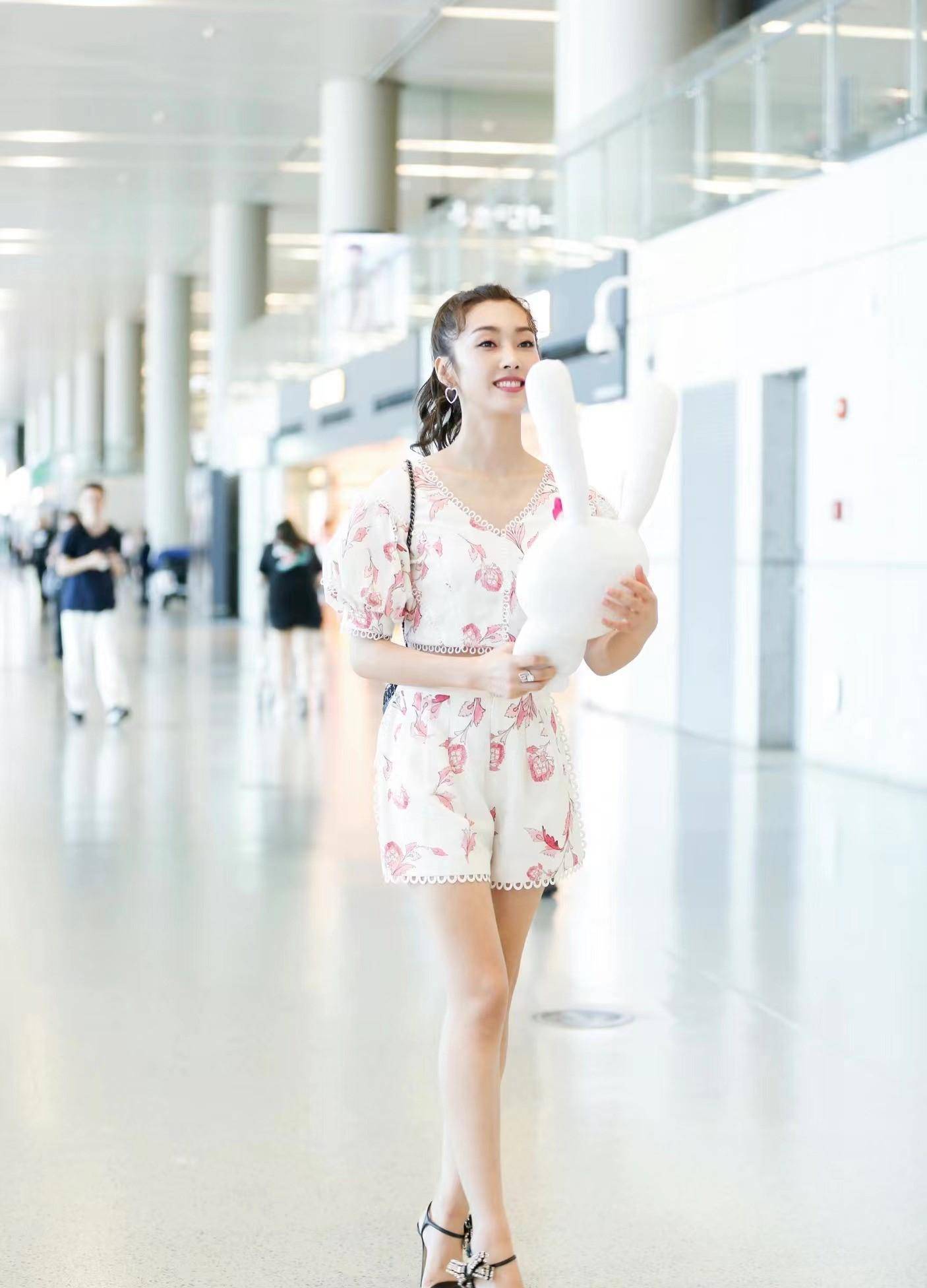 宣璐真当自己18岁?