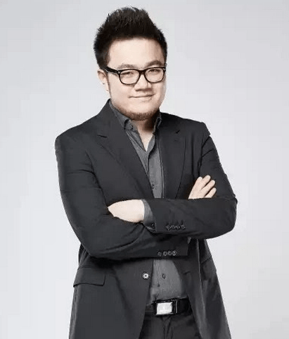 巴图成功瘦身20斤,皮肤白皙随宋丹丹,比博古还白,大胡子引热议_网友