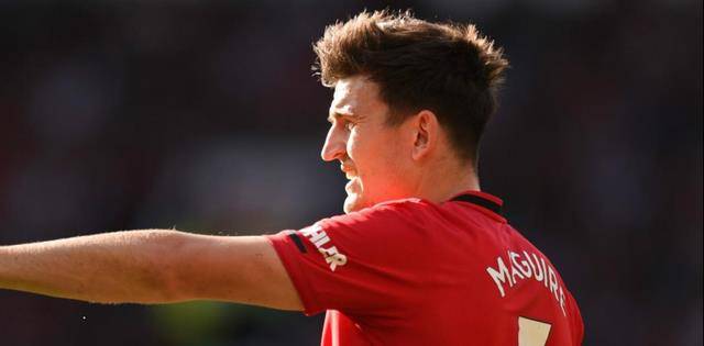 马奎尔现在身价只有2000万欧元,曼联想回收5000万英镑_时候_工资_价格