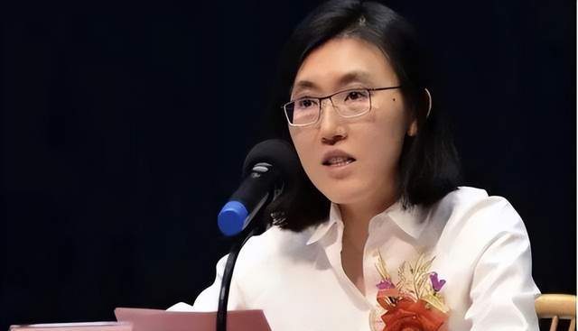 坐拥470多亿资产,成第二个何超琼_许阳阳_达利_食品