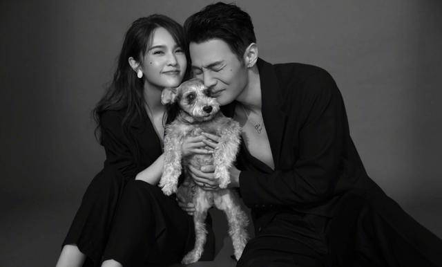 杨丞琳连续9年为李荣浩庆生，婚后坚持二人世界，一年比一年甜？