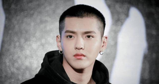 吴亦凡蜡像被穿上囚服?