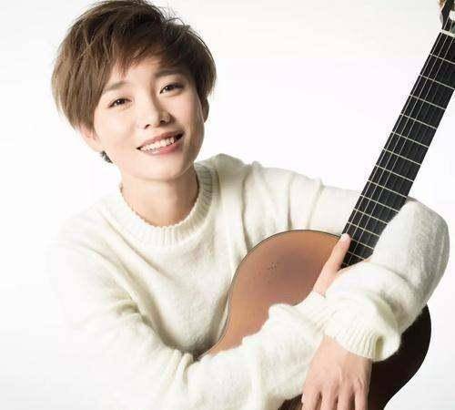 十多年过去了,06年的超女尚雯婕,许飞,厉娜,唐笑,韩真真现状如何?