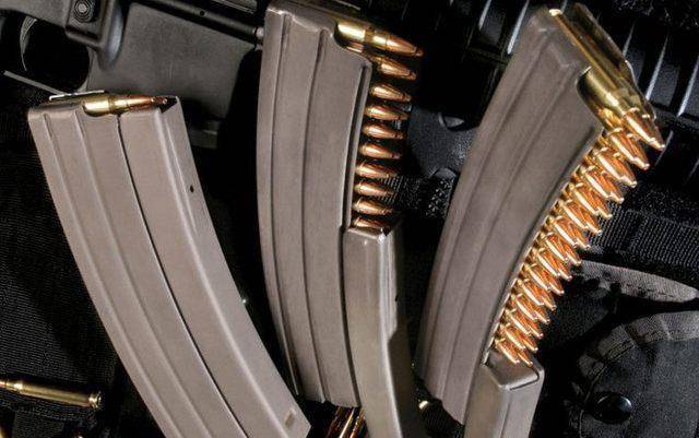 子弹_装填弹药_弹夹