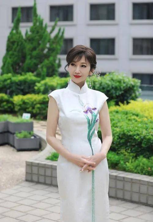 70岁赵雅芝,高调美到央视去了!