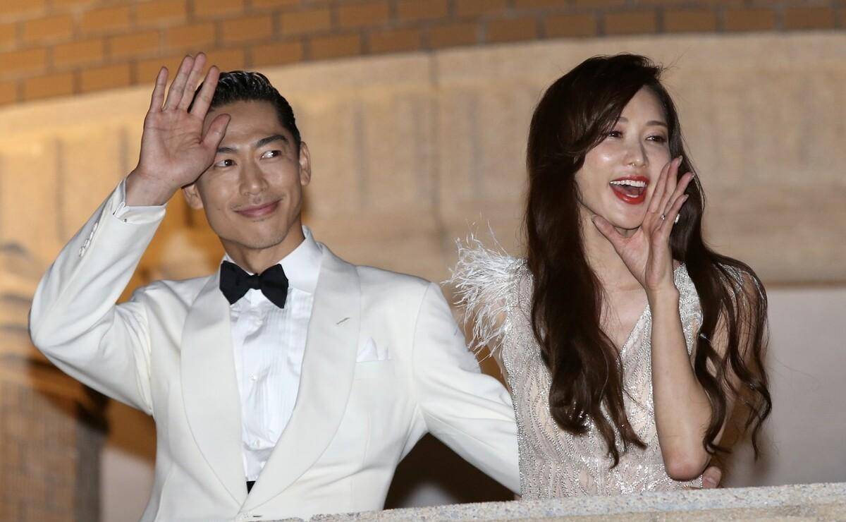 只是这一切好感都被她的恋爱对象给带走了,林志玲承认的前男友就只有