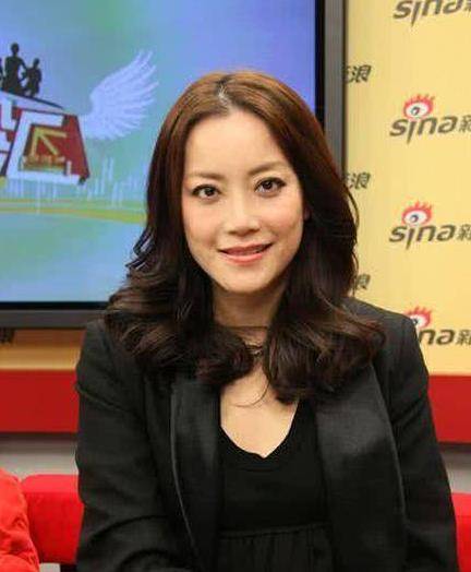 自曝不后悔生女儿,单身生下孩子,生父身份成谜_妈妈_容祖儿_朋友