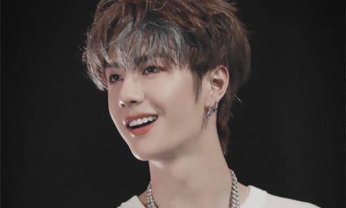 有你真好,另类的钢铁直男王一博_摩托车_时候_天赋