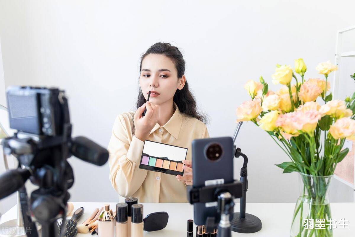 以为月入十万,可能不到五千!