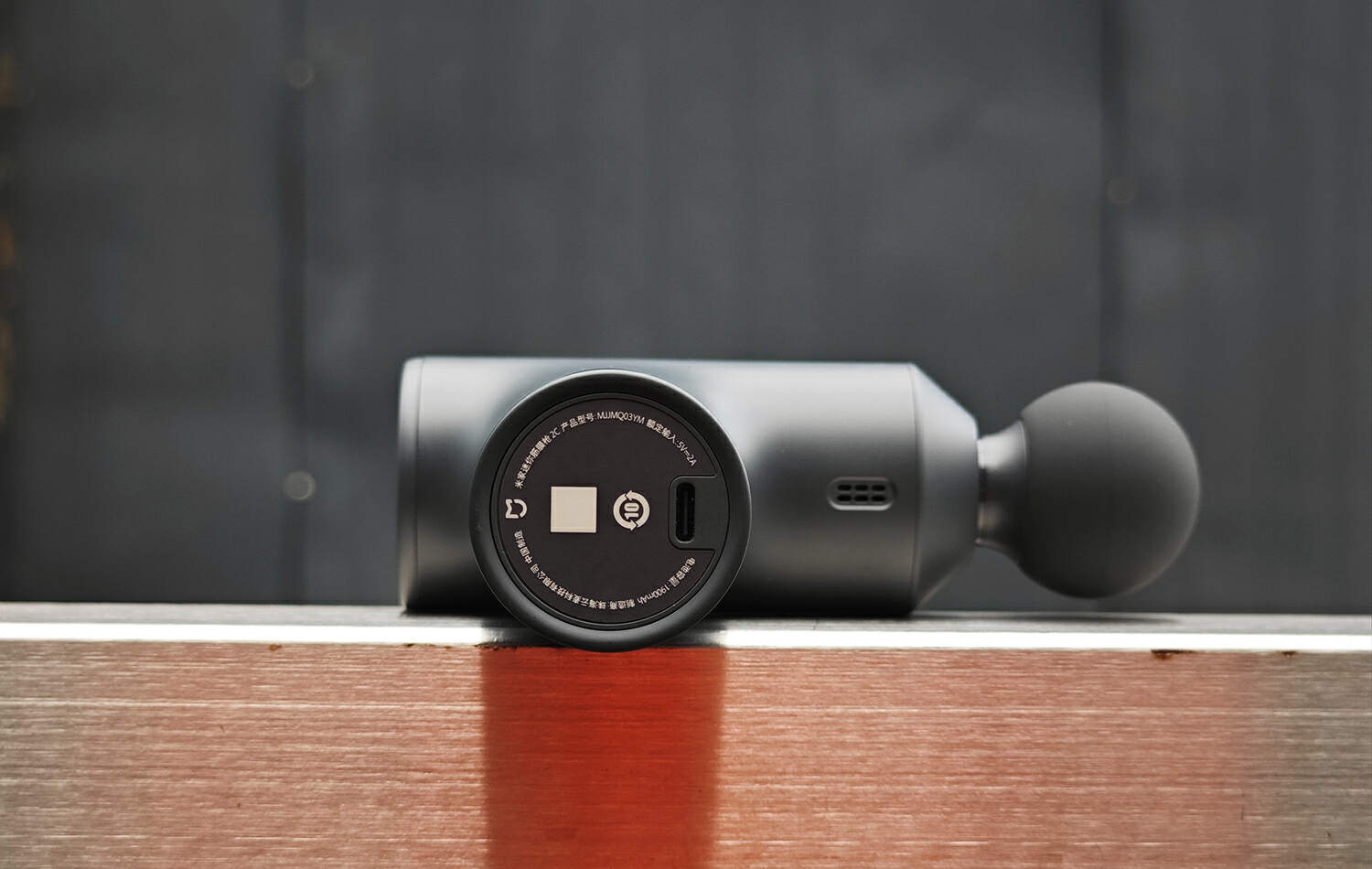 350g小巧机身+12KG强劲动力，米家迷你筋膜枪2C | 新品体验