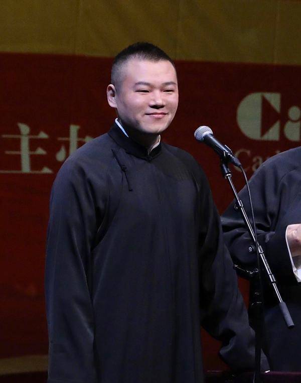 刚才那张多少有点岳云鹏的意思,下面这张就无法形容了,别说原版,高仿